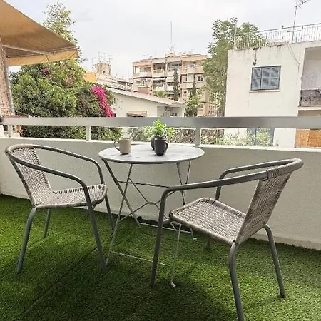 Neoclassic Retreat Appartamento